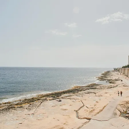 The 501 By Shmoo Apartment *