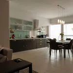 Apartment The 501 By Shmoo *