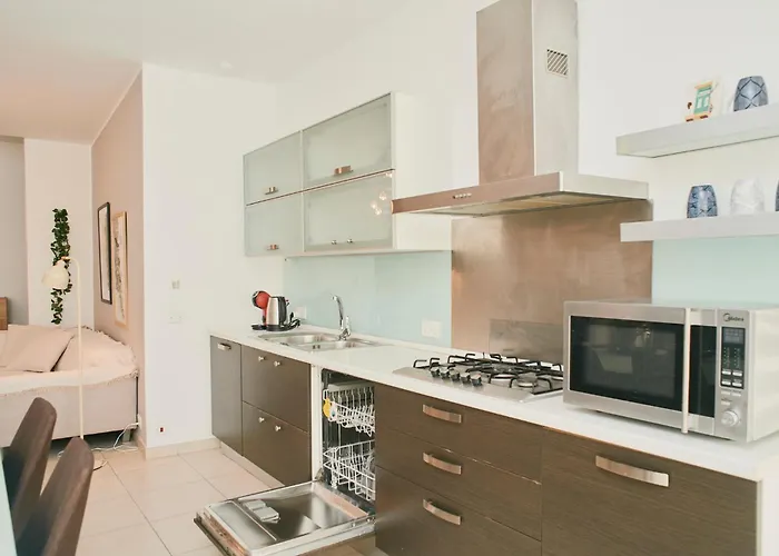 The 501 By Shmoo * Sliema